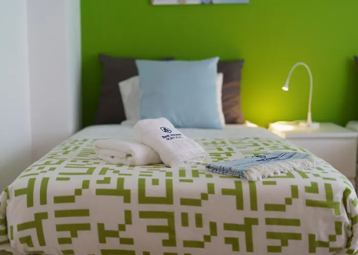 99 - Casinha Da アパート アトウギア・ダ・バレイア